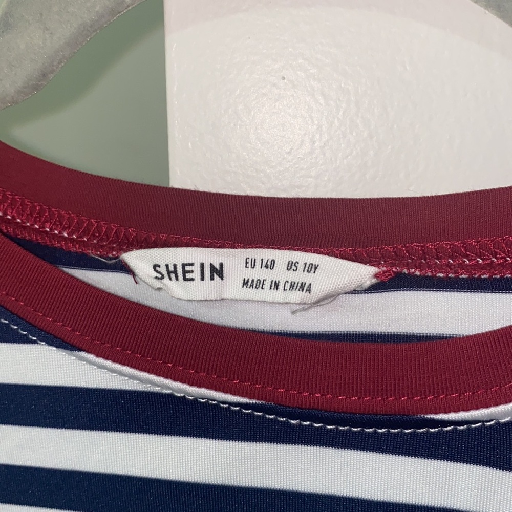Shein - Picture 2 of 3